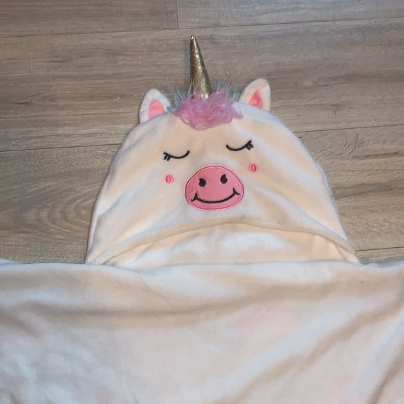 Holiday Home Hooded Unicorn Throw Blanket - Picture 4 of 7